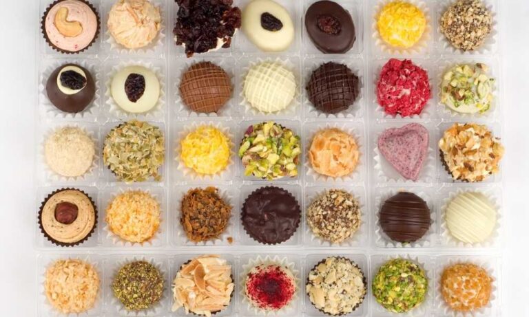 o brigadeiro é uma delícia em forma de bolinhas: o irresistível sabor do brigadeiro em cada mordida!