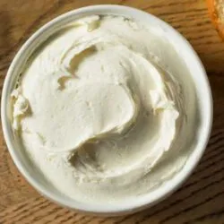 Como fazer creme de queijo.